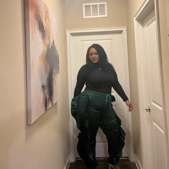 PLUS Size Emerald Ruffle Joggers - Picture 6 of 8